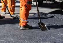 Ravenna. Lavori di riasfaltatura in via degli Spreti e in via Ravegnana Lavori di asfaltatura